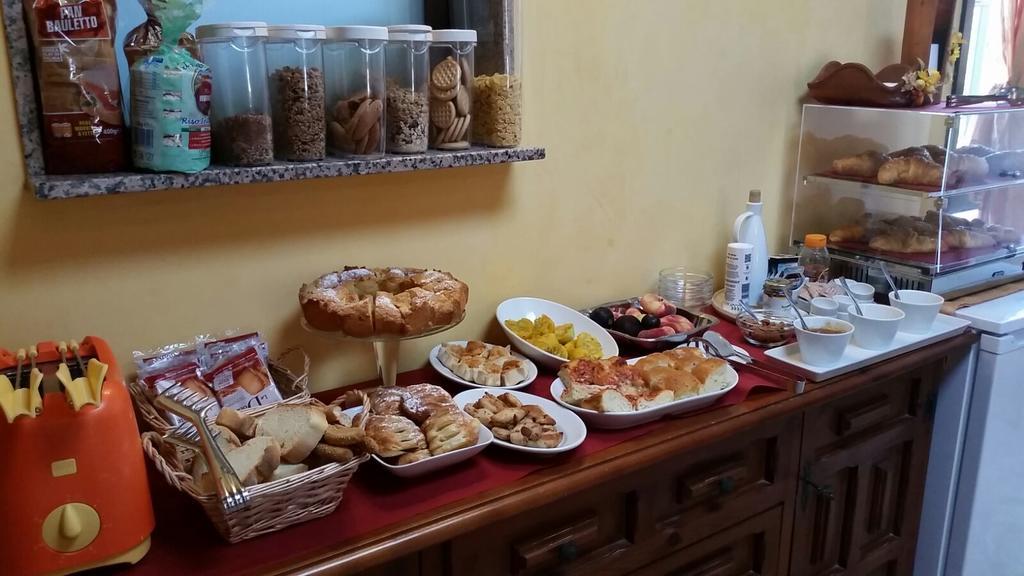 Barbara B&B Fontane Bianche Bagian luar foto